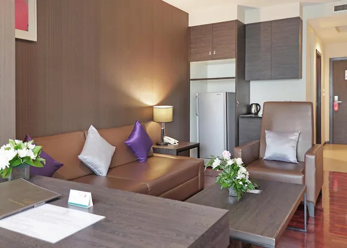 Mida Don Mueang Airport Hotel 4*