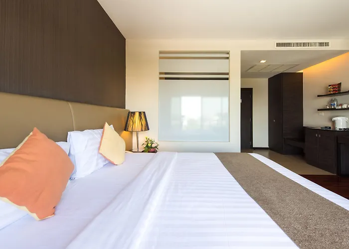 Hotel Mida Don Mueang Airport 4*