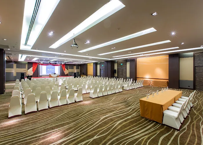 Hotel Mida Don Mueang Airport 4*