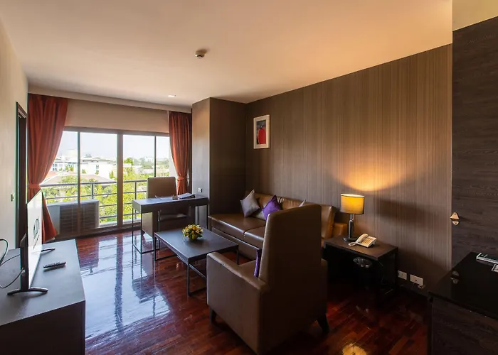 Mida Don Mueang Airport Hotel 4*