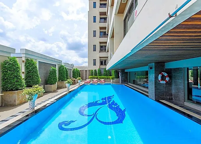 Hotel Mida Don Mueang Airport 4*