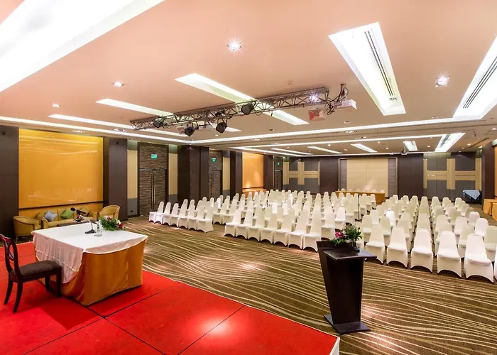 Hotel Mida Don Mueang Airport 4*